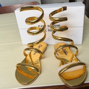 #cape Robbin Rozele Sandal